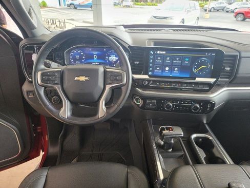 Used 2023 Chevrolet Silverado 1500 LTZ w/ Technology Package AWD/4WD image 5