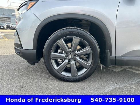 Certified 2024 Honda Pilot Sport image 10