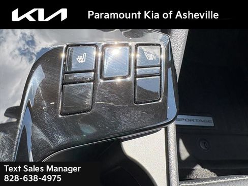 Certified 2025 Kia Sportage EX w/ EX Premium Package AWD/4WD image 15