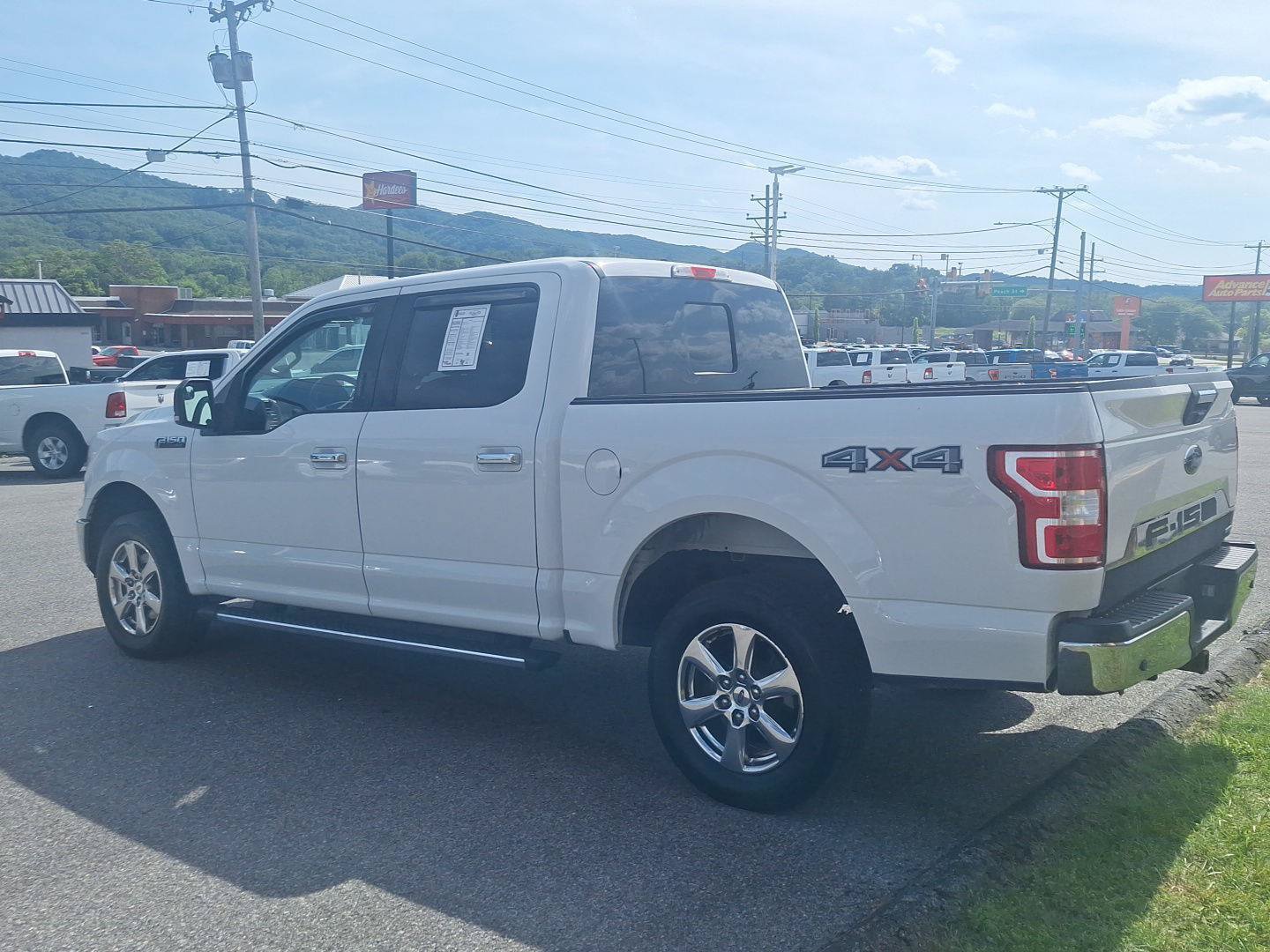 Used 2018 Ford F150 XLT w/ Equipment Group 302A Luxury AWD/4WD image 7