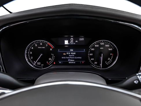 Used 2021 Cadillac XT5 Premium Luxury image 18