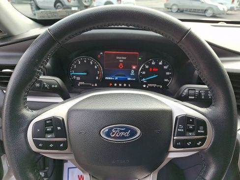 Certified 2023 Ford Explorer XLT AWD/4WD image 20