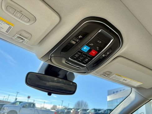 Used 2022 Jeep Grand Cherokee Limited image 25