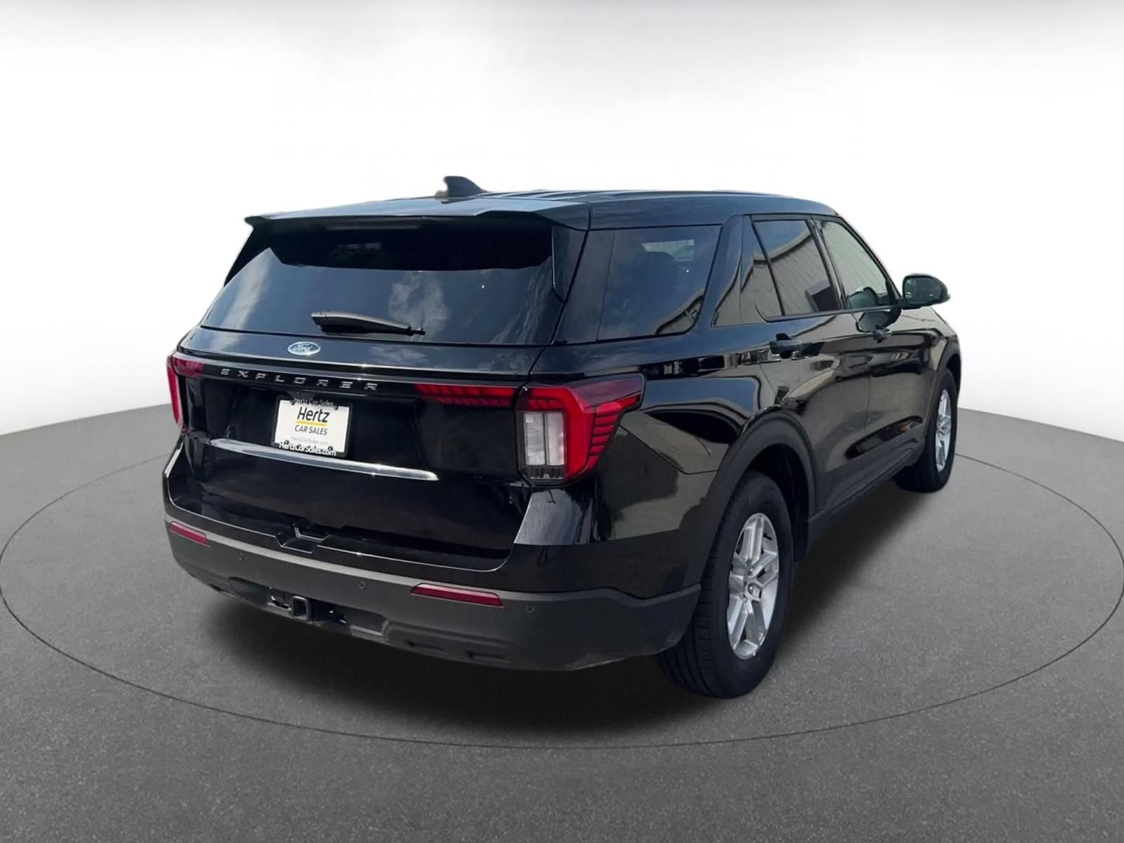 Used 2026 Ford Explorer Active RWD image 12