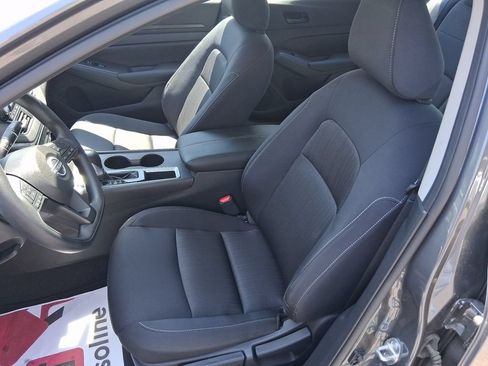 Used 2023 Nissan Altima 2.5 S FWD image 12