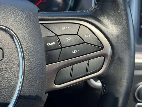 Used 2021 Dodge Charger SXT w/ Leather Interior Group RWD image 20