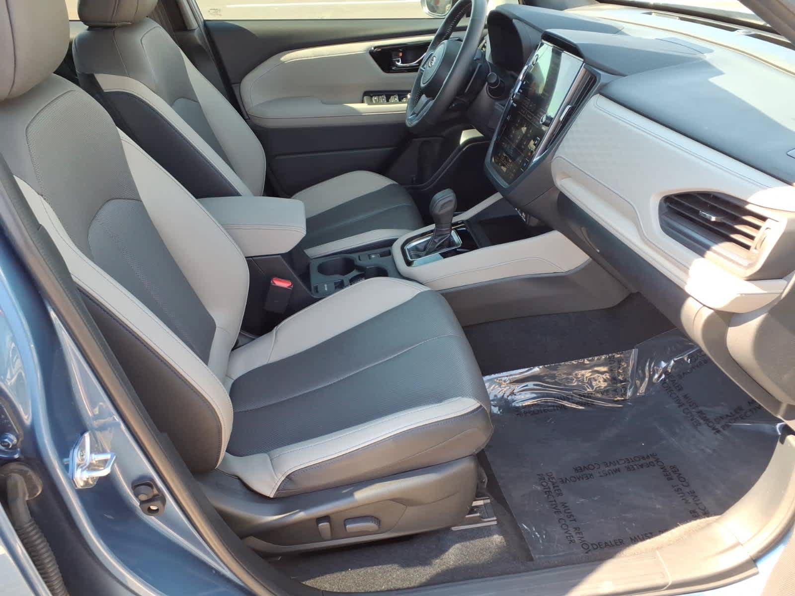 Used 2025 Subaru Forester Limited AWD/4WD image 15