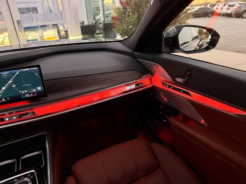 Used 2023 BMW 760i xDrive w/ Luxury Rear Seating Package AWD/4WD image 52
