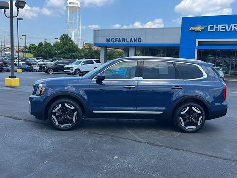 Used 2024 Kia Telluride S w/ S Sunroof Package AWD/4WD image 2