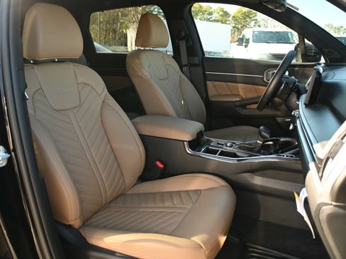 Used 2026 Kia Sorento SX Prestige w/ Olive Brown Leather Package image 20