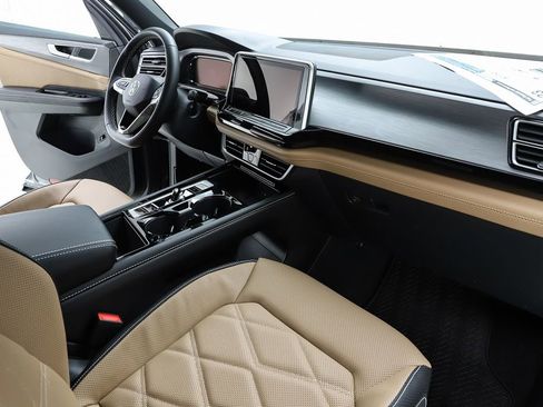 New 2026 Volkswagen Atlas Cross Sport SE image 71