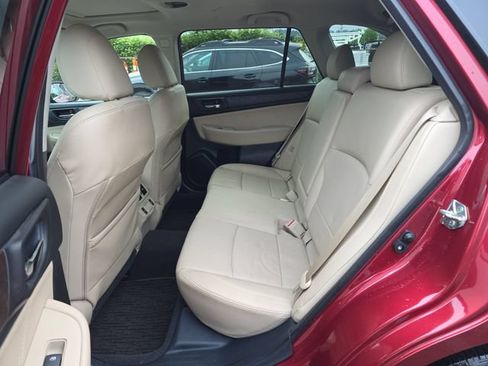 Used 2019 Subaru Outback 2.5i Limited AWD/4WD image 13