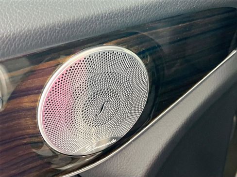 Certified 2019 Mercedes-Benz GLC 300 4MATIC image 18