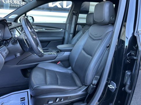Certified 2023 Cadillac XT6 Sport w/ Technology Package AWD/4WD image 8