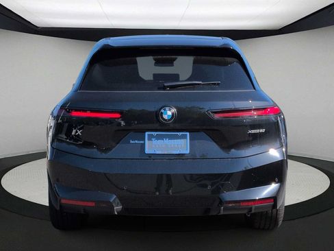 New 2026 BMW iX xDrive60 w/ Premium Package AWD/4WD image 7