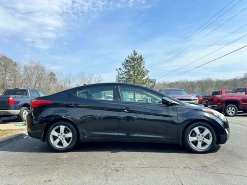 Used 2013 Hyundai Elantra GLS w/ Preferred Pkg image 4