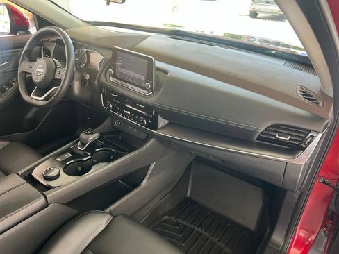Certified 2023 Nissan Rogue SV w/ SV Premium Package AWD/4WD image 22
