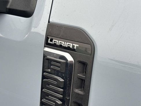 New 2026 Ford F250 Lariat w/ FX4 Off-Road Package image 18