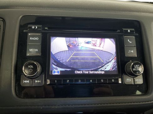 Used 2021 Honda HR-V LX image 22