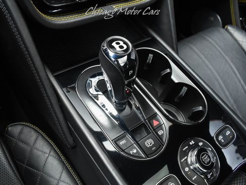 Used 2017 Bentley Bentayga image 17