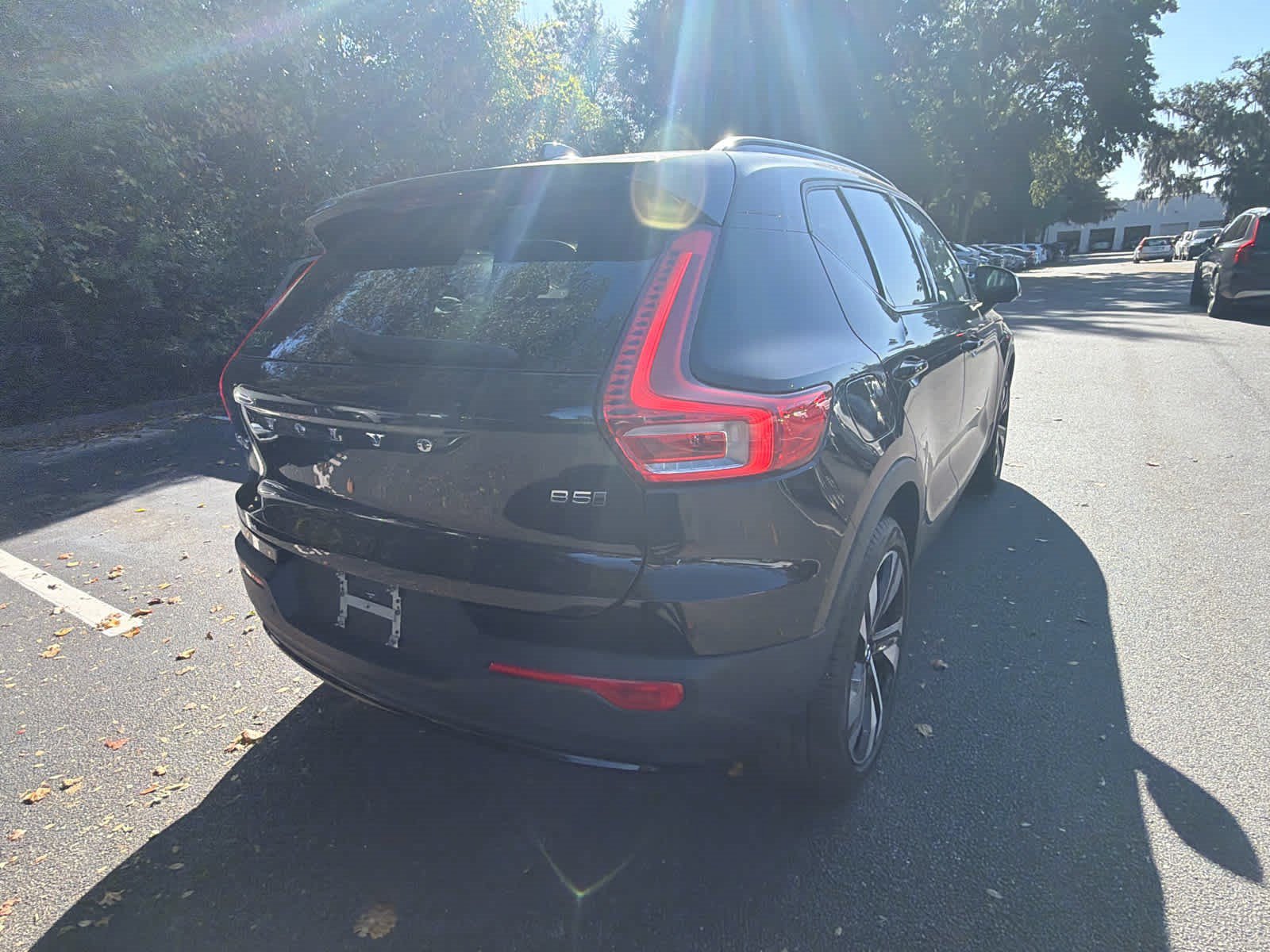 Used 2023 Volvo XC40 B5 Plus w/ Climate Package AWD/4WD image 15