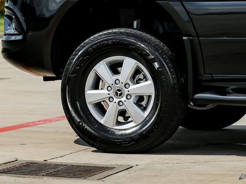 Used 2025 Mercedes-Benz Sprinter 2500 image 66