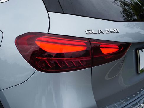 Certified 2026 Mercedes-Benz GLA 250 image 14