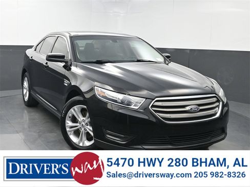 Used 2018 Ford Taurus SEL image 1