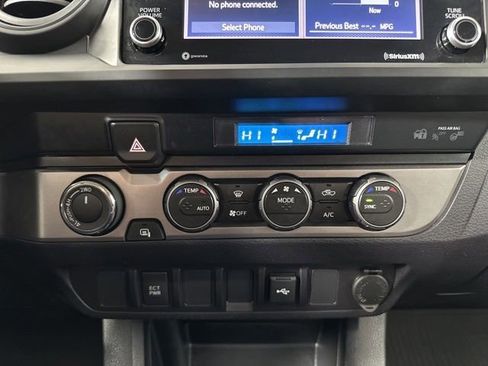Used 2023 Toyota Tacoma SR AWD/4WD image 19