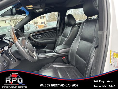 Used 2018 Ford Taurus Limited image 14
