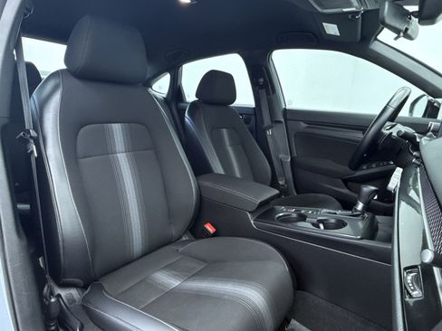 Used 2022 Honda Civic Sport image 13