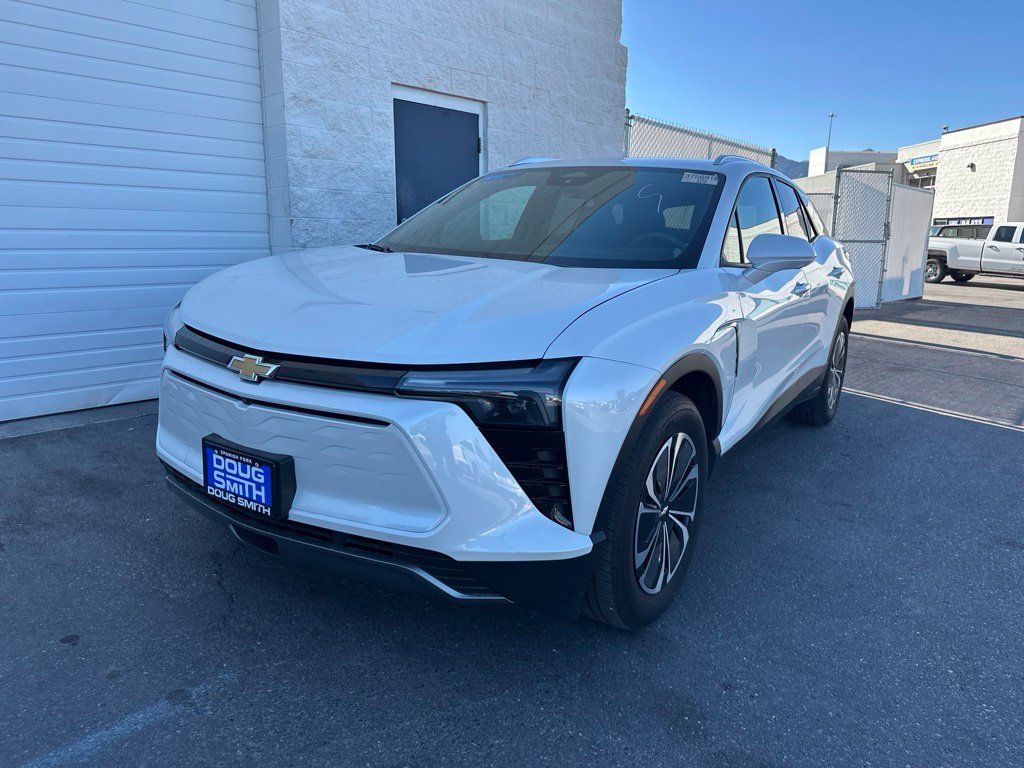 Used 2024 Chevrolet Blazer EV LT AWD/4WD image 6