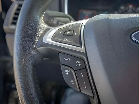 Used 2020 Ford Fusion Titanium AWD/4WD image 16