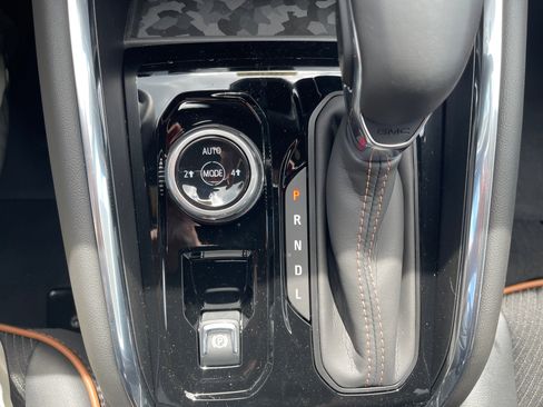 New 2026 GMC Canyon AT4 image 16