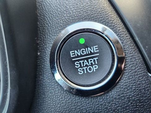 Used 2020 Ford EcoSport SE image 8