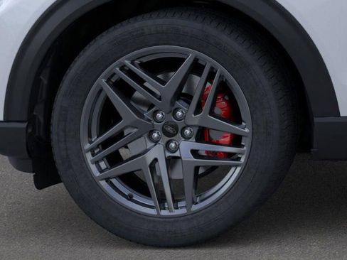 New 2026 Ford Explorer ST-Line w/ ST-Line Street Pack RWD image 19
