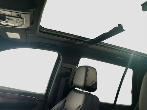 Used 2021 Chevrolet Tahoe Z71 w/ Luxury Package image 22