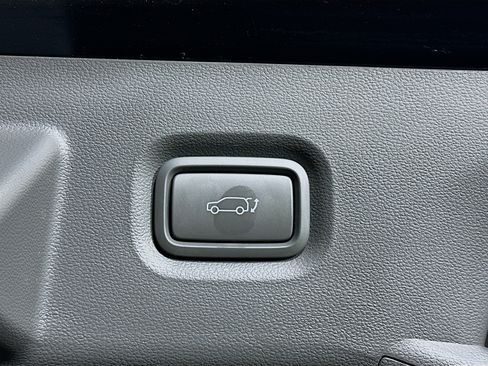 Used 2024 Hyundai Ioniq 5 SEL image 28