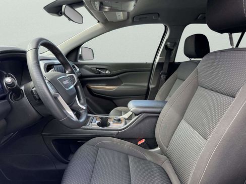 Used 2022 GMC Acadia SLE image 17