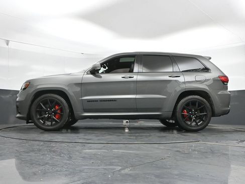 Used 2019 Jeep Grand Cherokee SRT image 49