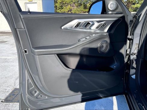 Used 2025 BMW XM image 21