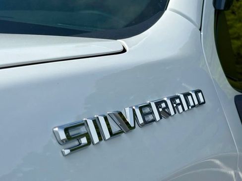 Used 2026 Chevrolet Silverado 1500 Custom AWD/4WD image 14