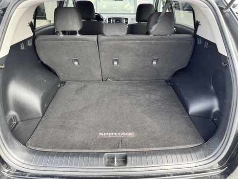 Used 2018 Kia Sportage LX AWD/4WD image 22