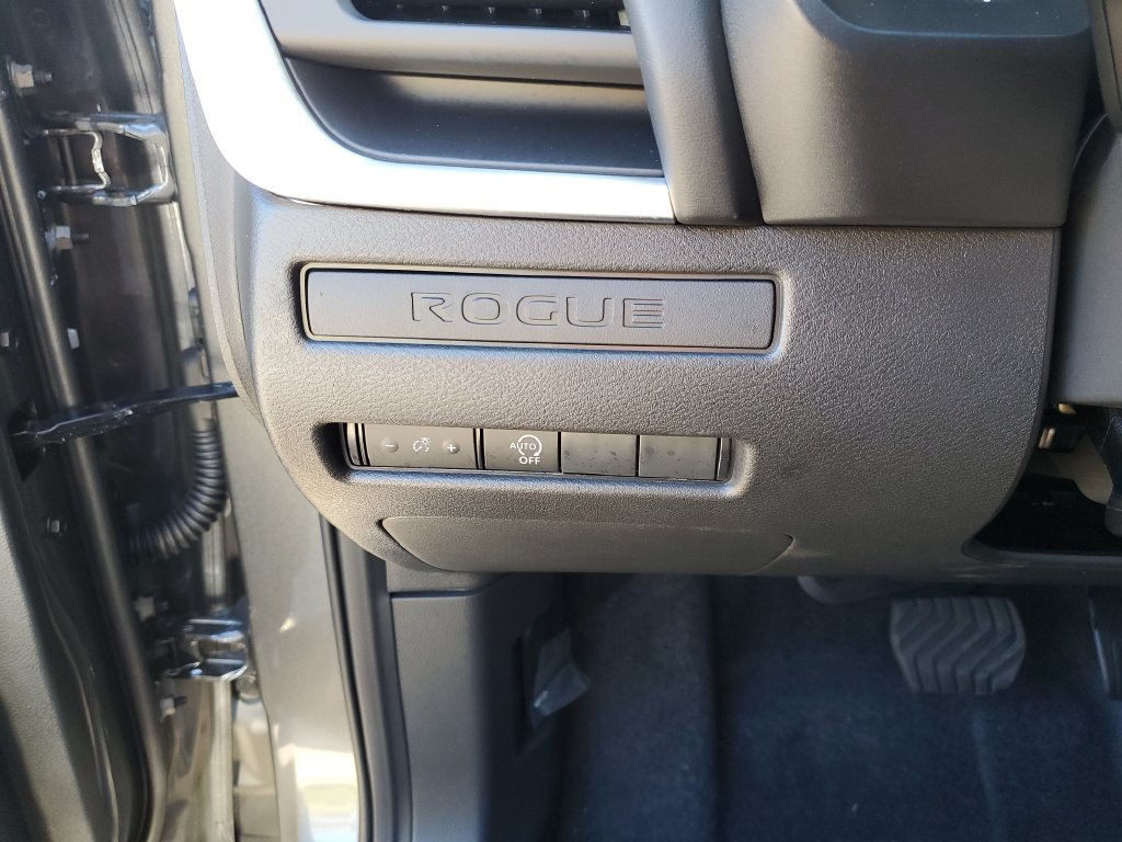 New 2027 Nissan Rogue S FWD image 22