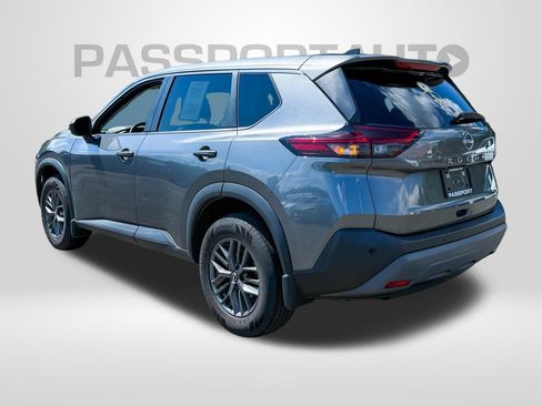 Used 2022 Nissan Rogue S FWD image 3