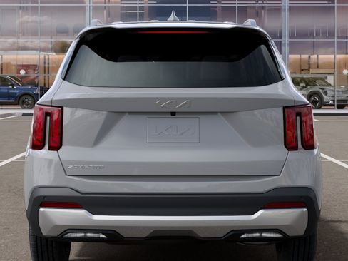 New 2026 Kia Sorento S FWD image 13