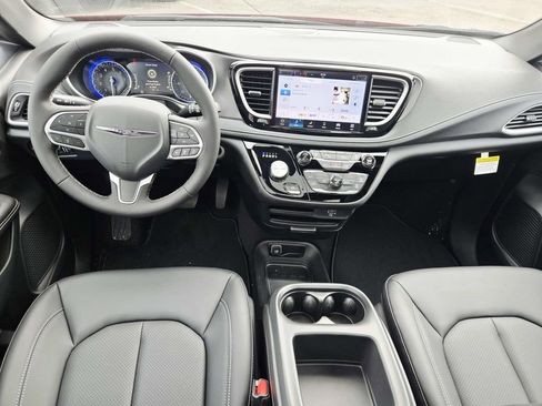 New 2026 Chrysler Pacifica Select FWD image 12