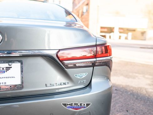 Used 2018 Lexus LS 500 AWD w/ Luxury Package image 52