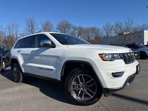 Used 2022 Jeep Grand Cherokee Limited image 1