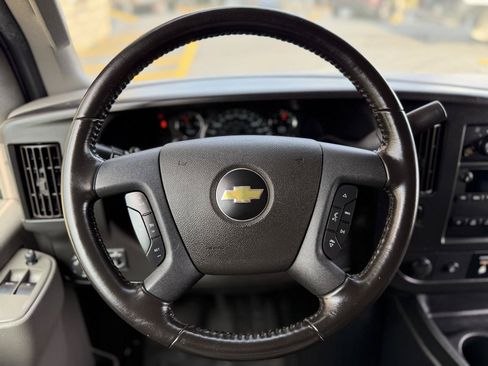 Used 2022 Chevrolet Express 2500 w/ Driver Convenience Package RWD image 17